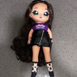Na! Na! Na! Surprise Doll with Purple Top and Black Skirt